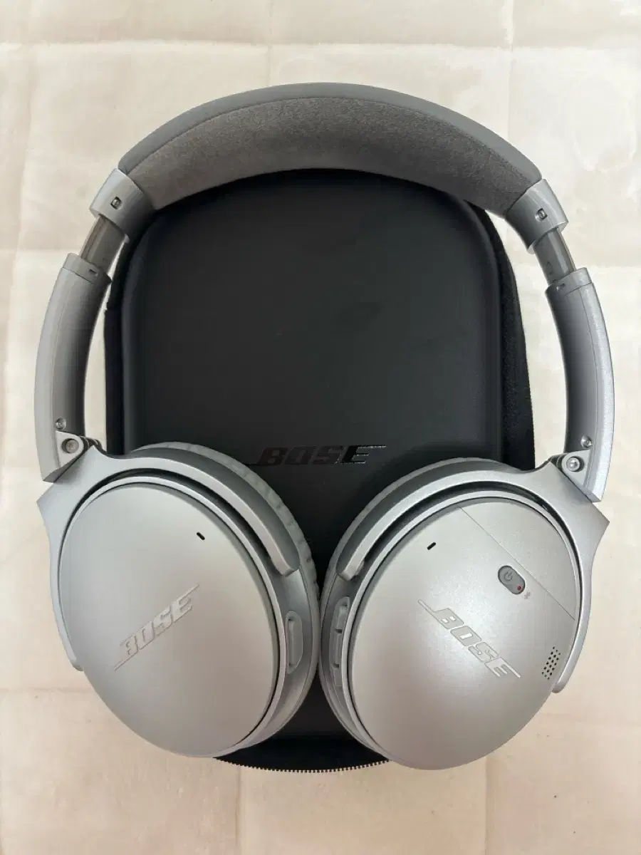 보스 qc35 2세대 노이즈캔슬링 헤드셋 실버